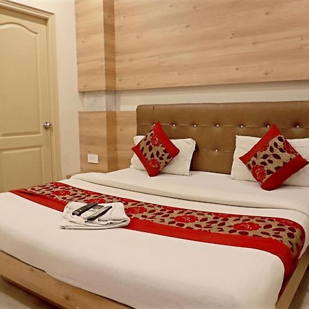 Hotel Klick International At "5 Min Walking " From New Delhi Railway Station Экстерьер фото