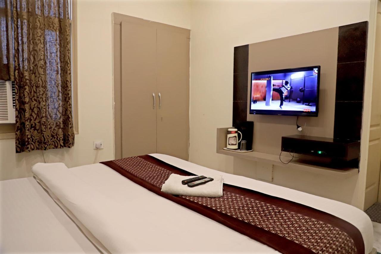 Hotel Klick International At "5 Min Walking " From New Delhi Railway Station Экстерьер фото